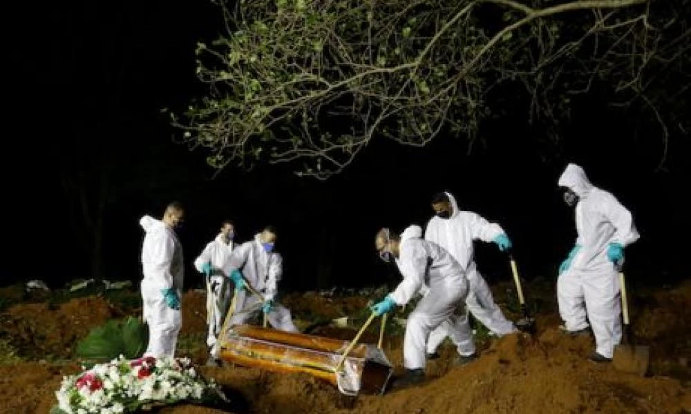 Βραζιλία: Ο αριθμός των νεκρών αυξάνεται λόγω της παραλλαγής του κορονοϊού